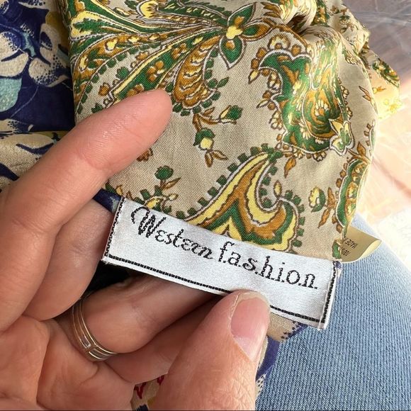 Floral Halter Dress with Green and Blue Accents - Picture 10 of 10